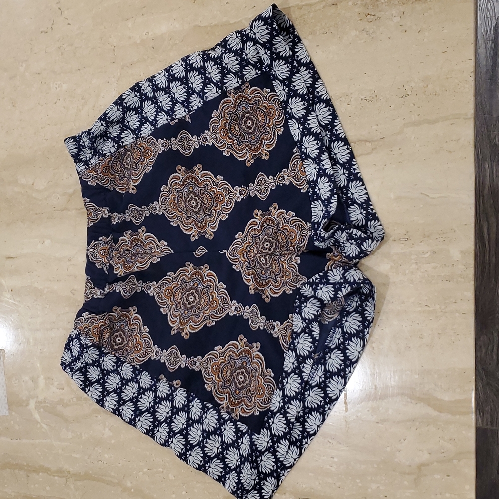 H&M Pattern Shorts